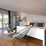 Apartment Dora